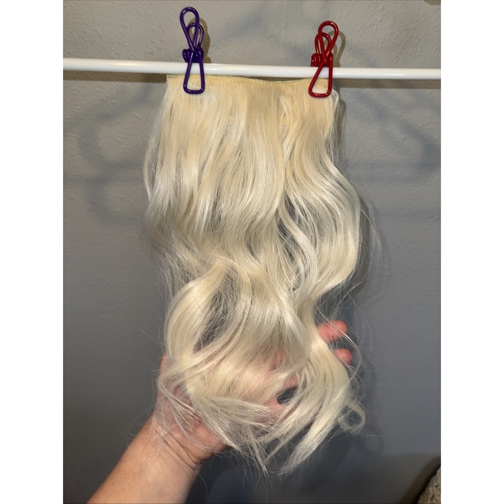 12" Loose Curl Clip-In Extension Platinum Blonde Synthetic | MSRP = $15 - Picture 2 of 4